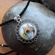 Load image into Gallery viewer, Petri Necklaces